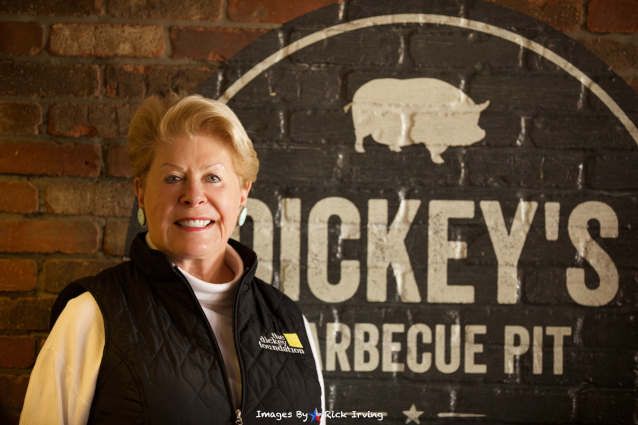 Dickey’s Barbecue Pit Continues 80th Anniversary Celebration with Donation to Ennis Police Department