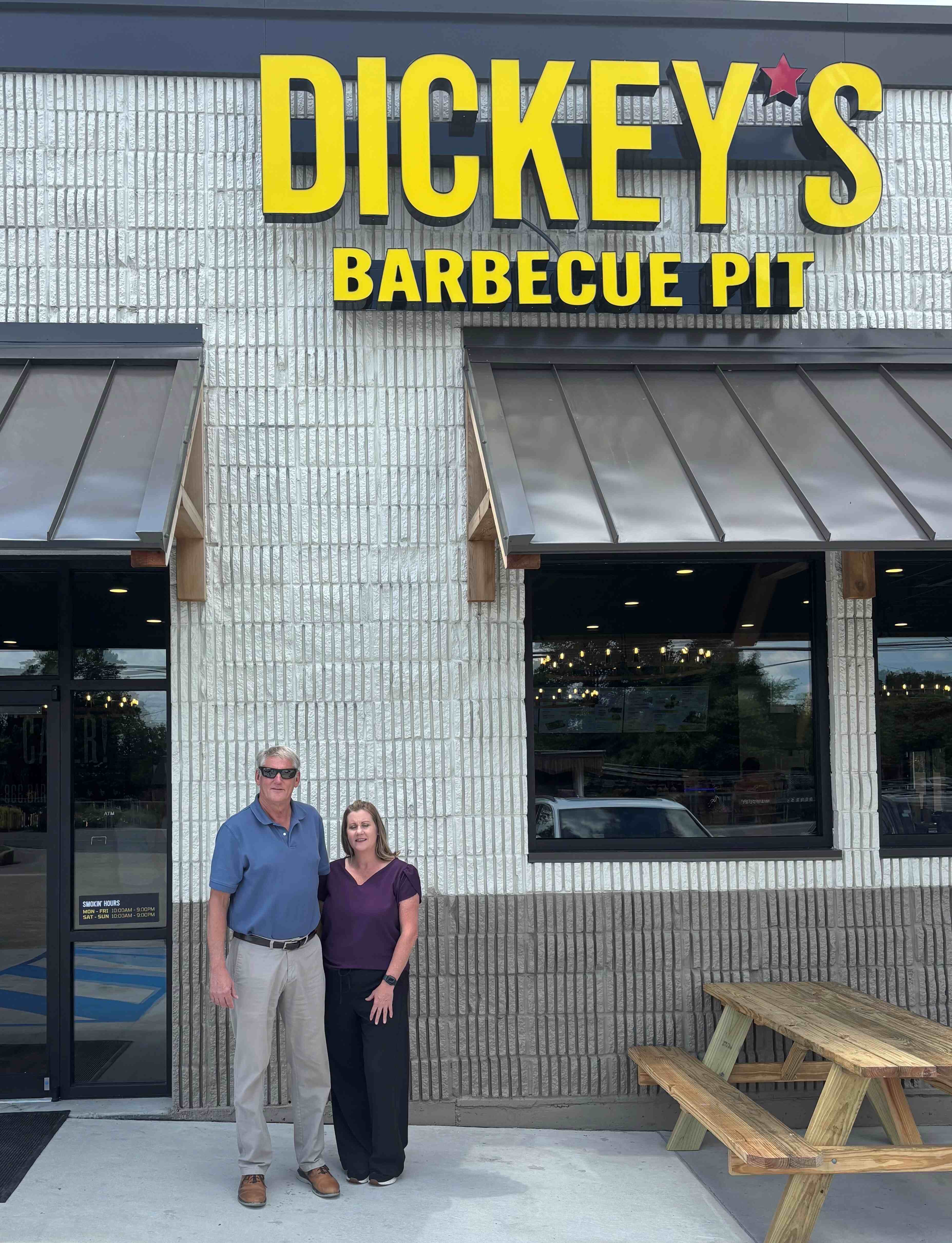 neighborhood × dickeys Dickey's Barbecue Pit Opens New Jacksonville Location
